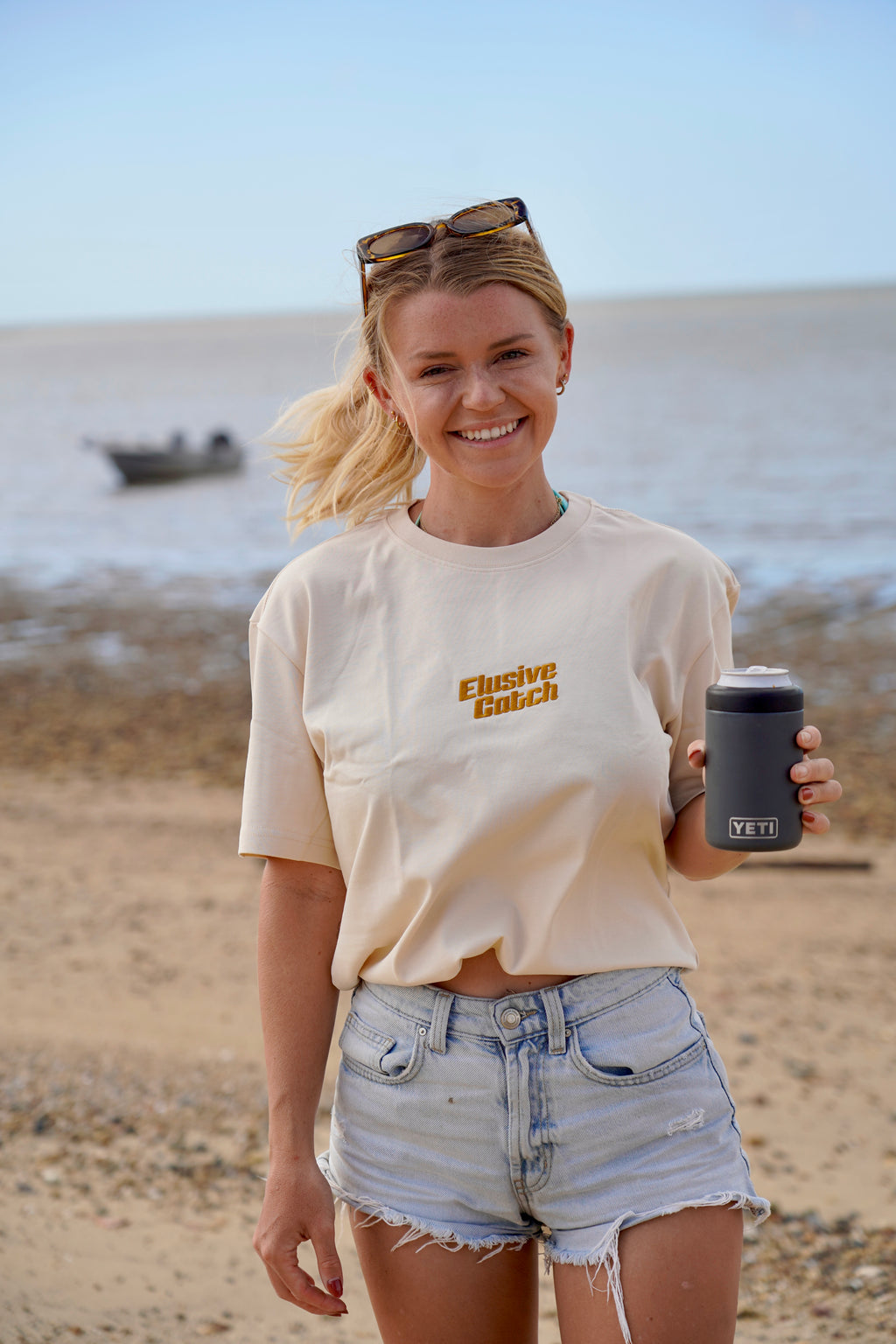 Elusive Core Embroidered Tee Sand